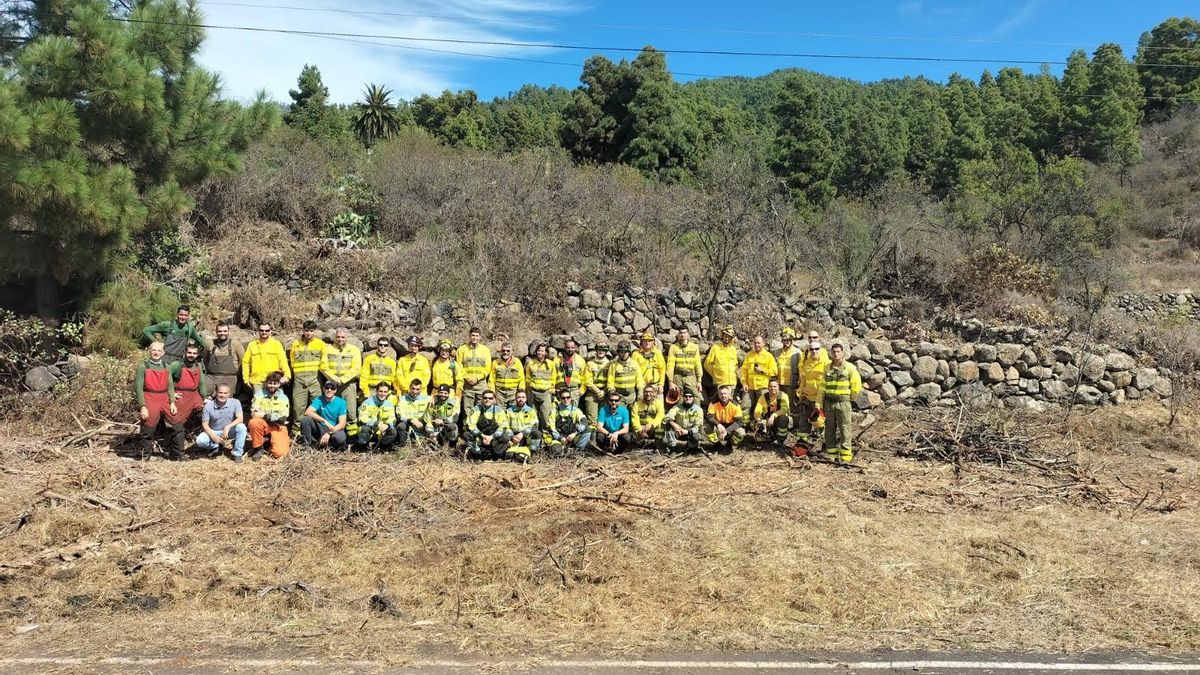 Transición Ecológica reúne a instituciones y voluntarios en Tijarafe para reforzar la prevención de incendios forestales.