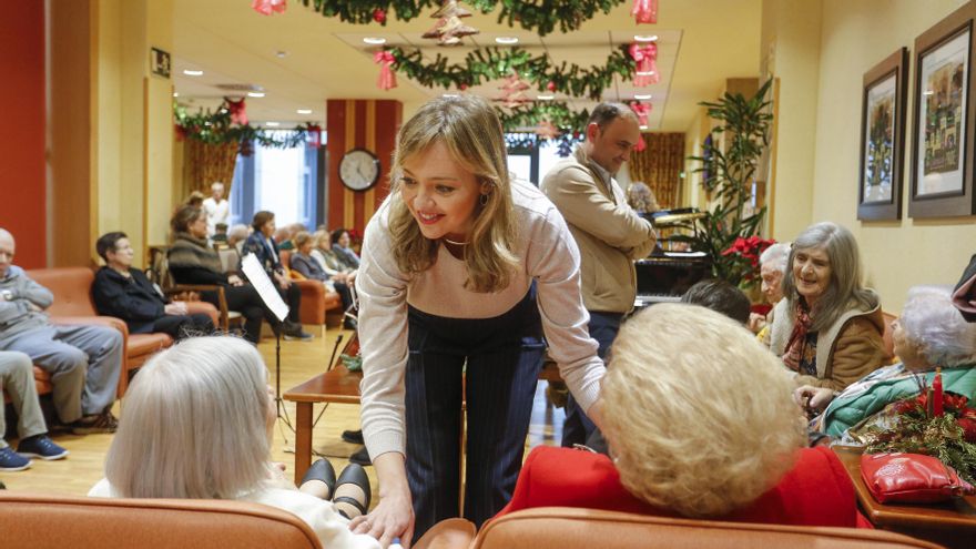 La Xunta de Galicia elimina el servicio presencial de enfermería 24 horas en las grandes residencias de mayores