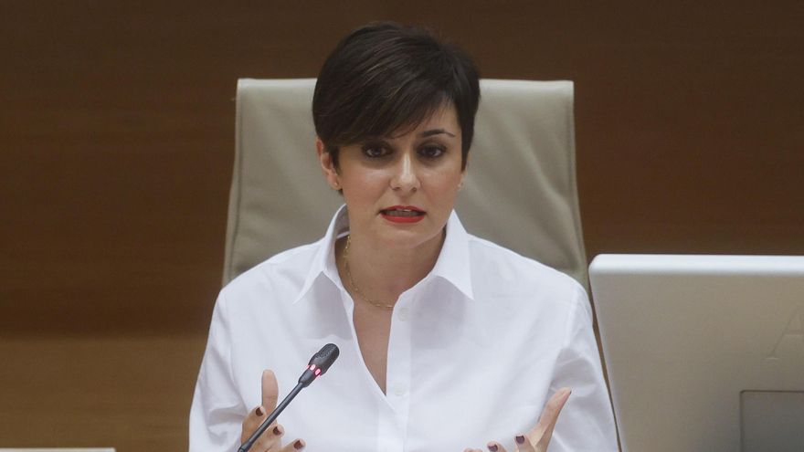 La ministra de Vivienda y Agenda Urbana, Isabel Rodríguez, comparece en la sesión extraordinaria de la Comisión de Vivienda y Agenda Urbana del Congreso