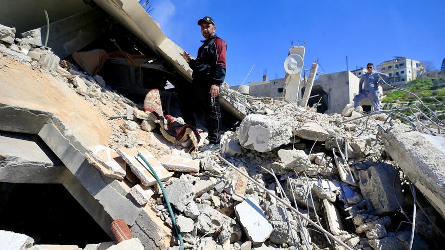 Un ataque israelí en el sur del Líbano, este domingo.