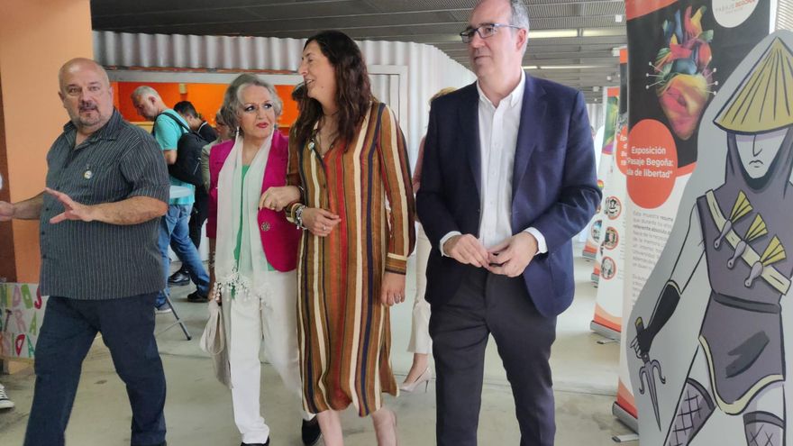 Sevilla acoge un nuevo "espacio de libertad" LGTBI con el espíritu de Manolita Chen y el Pasaje Begoña