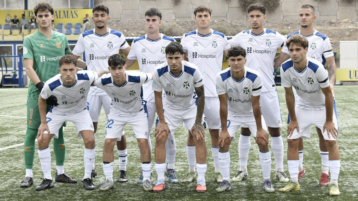 Formación del Tenerife B en el derbi chico