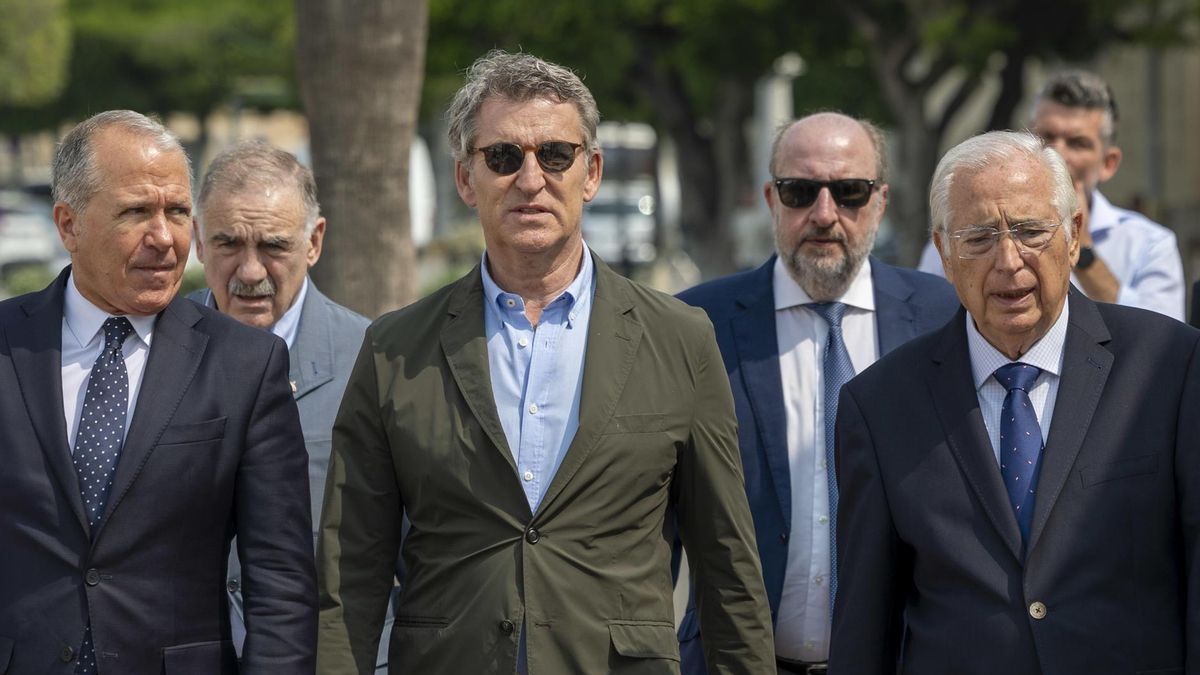 Feijóo califica la comparecencia de Leire Díez de "vertedero televisado, cutre y sórdido"