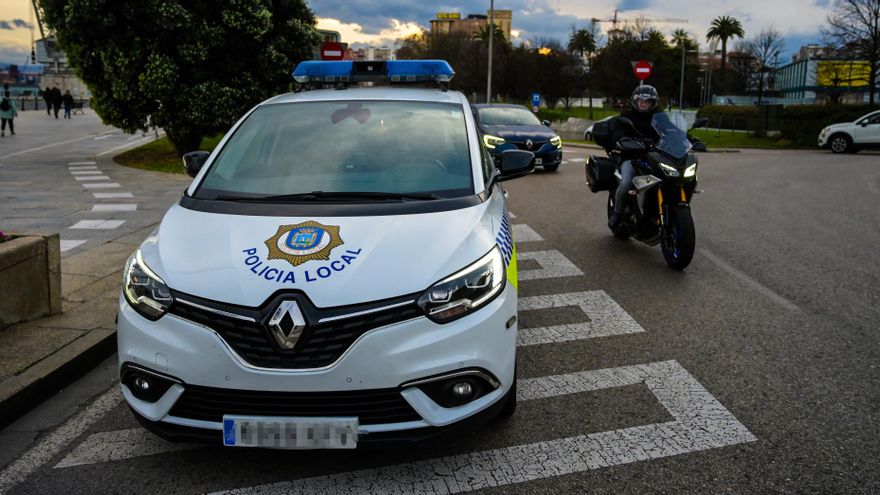 Archivo - Vahículo de la Policía Local