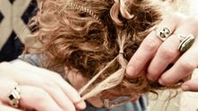 Diez leyendas urbanas sobre la caída del cabello