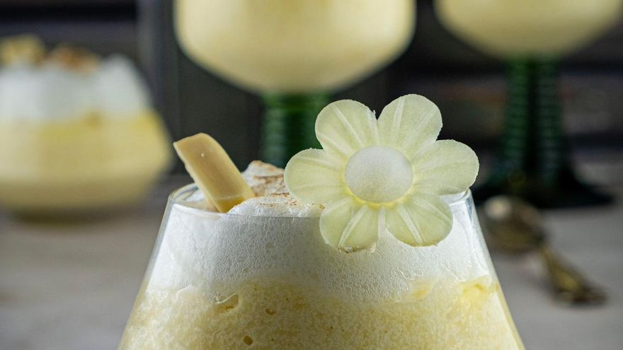 Mousse de limón con merengue italiano: así puedes hacer este postre frío, rápido y fácil