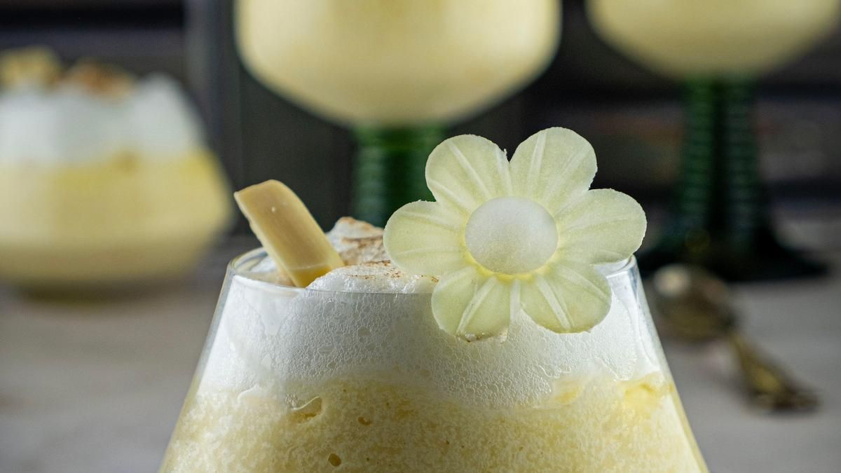 Mousse de limón con merengue italiano: así puedes hacer este postre frío, rápido y fácil