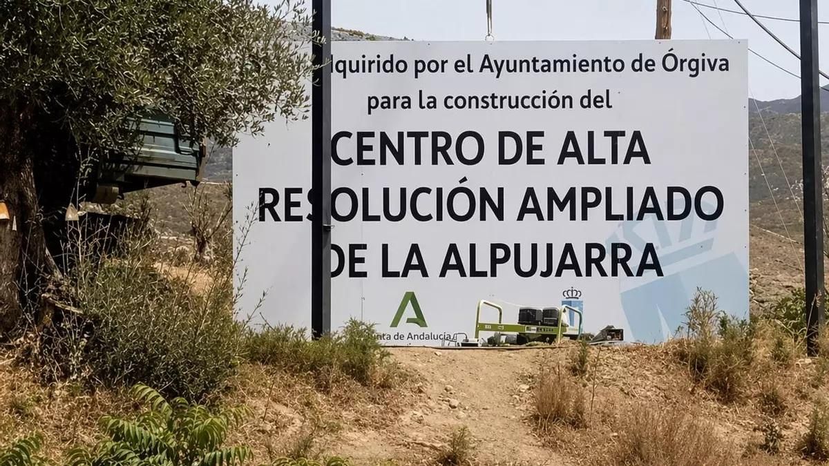 Los vecinos de La Alpujarra se han acostumbrado a convivir con la promesa de su futuro hospital.