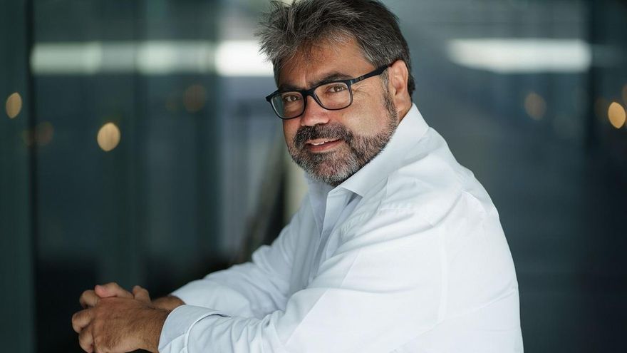 La historia de los cayucos 'perdidos' que desde África no llegan a Canarias y aparecen en América