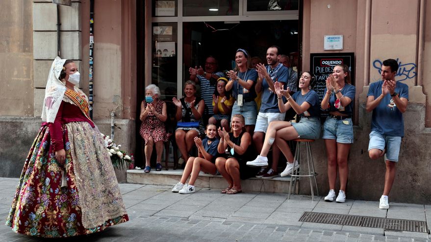 Así serán las Fallas y la Magdalena: mascletades, Ofrenda y desfiles sin control de aforo, pero con mascarilla obligatoria para el público