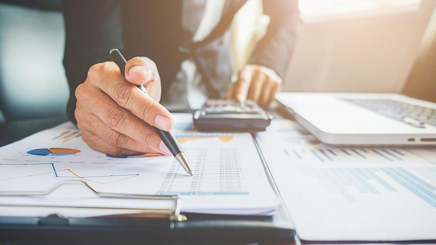 La carta que están recibiendo los autónomos y que indica si cotizaron correctamente o si les van a devolver cuotas pagadas