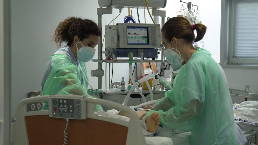 UCI del Hospital Valdecilla de Santander.