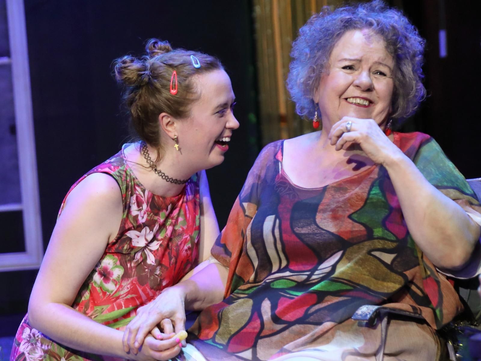 Laura Otermin y Ana María Castel, nieta y abuela en complicidad