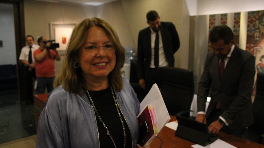 López Miras admite que la investidura de Feijóo condicionó su pacto con Vox