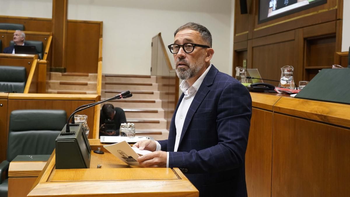 El Gobierno vasco asegura que los vecinos de Erandio "no serán desahuciados" y niega haber podido comprar las viviendas