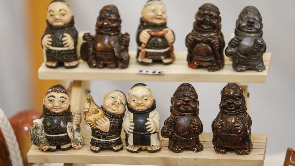 Mercadillo solidario “Ayúdanos a no olvidar” de la Asociación de Alzheimer