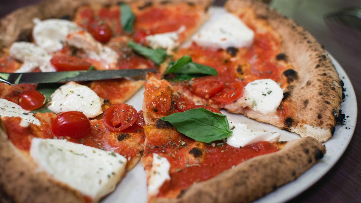 Día Internacional de los Celíacos: así se hace una verdadera pizza italiana sin gluten