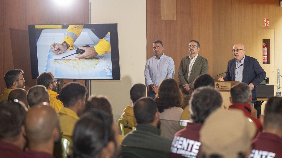 El presidente del Cabildo de Gran Canaria, Antonio Morales, ha anunciado una importante ampliación de la financiación destinada a la prevención y extinción de incendios forestales gracias a la implantación del denominado 'Céntimo Forestal' o 'Céntimo Verde'.