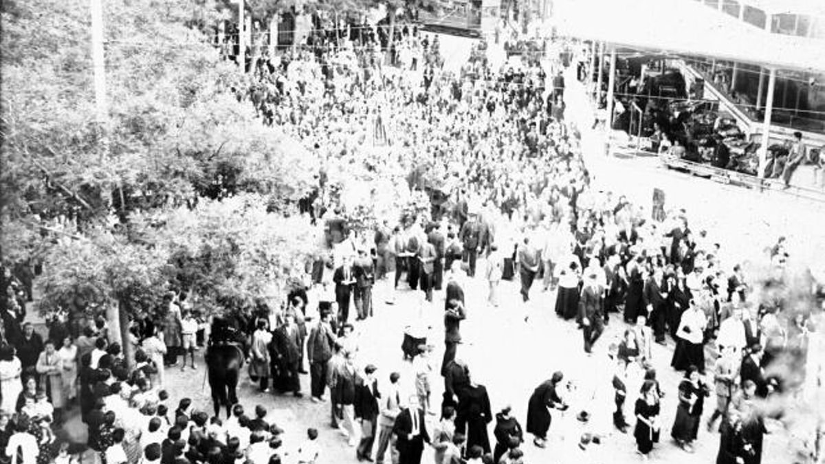 Procesión de la virgen del Carmen 1935 - Santos Yubero - Olavide