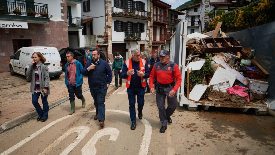 Un episodio de lluvias intensas produce inundaciones en Bera y Lesaka y cortes en tres carreteras de la red secundaria