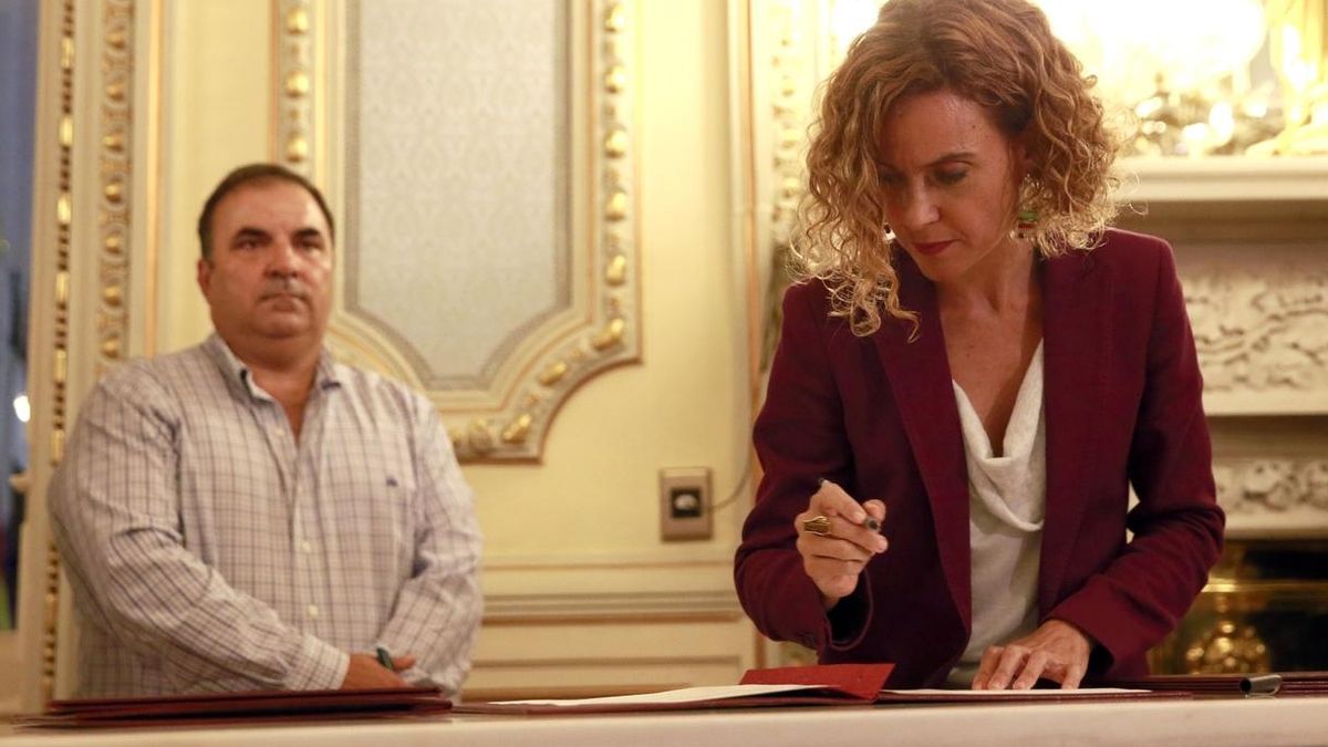 Gobierno y sindicatos acuerdan convocar unas 19.000 plazas este año para la Administración General del Estado