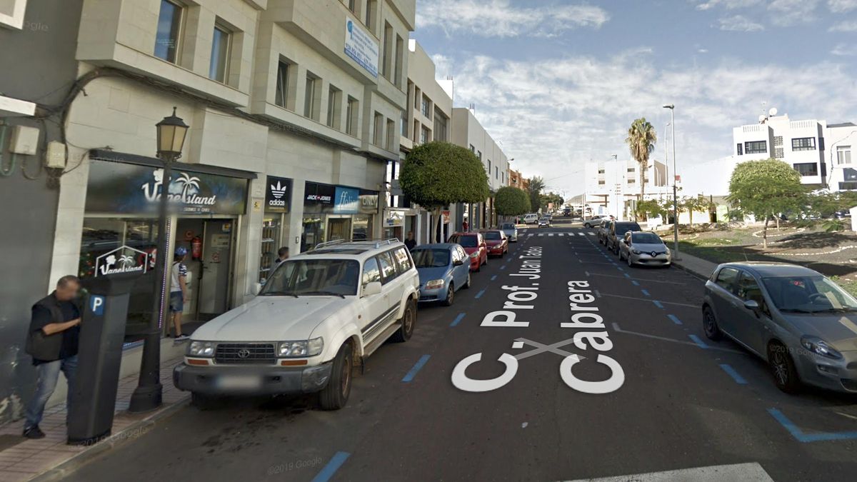 La suspensión de la zona azul ahuyenta a los clientes de los comercios del centro de Puerto del Rosario