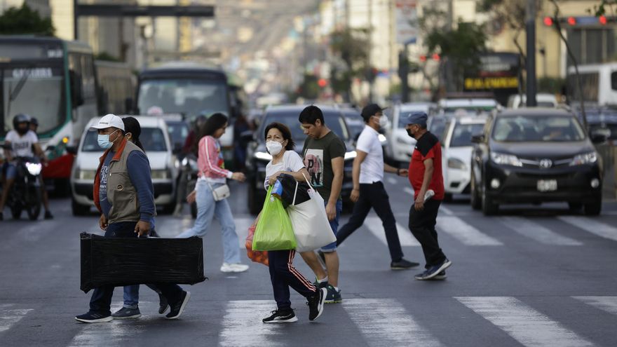 La población peruana asciende a 34 millones y el 27 % se considera indígena