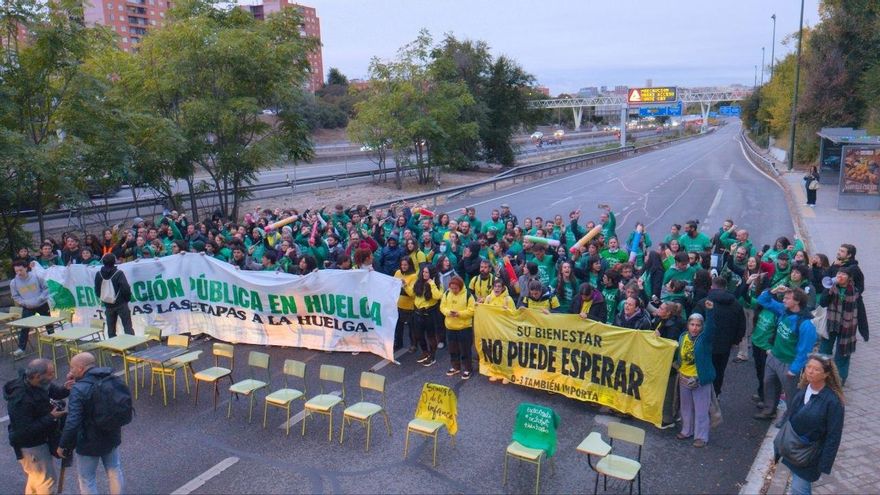 La A3, cortada por la huelga educativa en Madrid