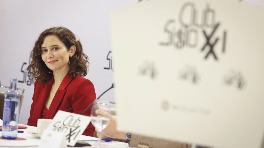 "Ultraizquierda", "agitación" y "juego sucio": Ayuso activa todos los resortes ante el éxito de la protesta por la sanidad pública