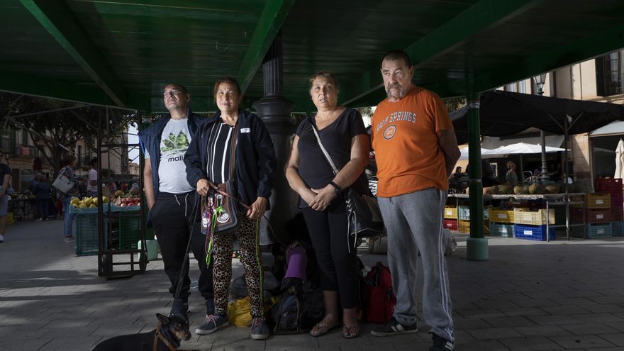 La familia de diez personas desahuciada en Mallorca: "Sentimos una frustración enorme"