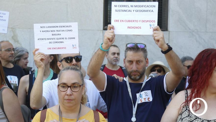 Atento y sus empleados negocian hasta el final por los puestos de trabajo de Córdoba