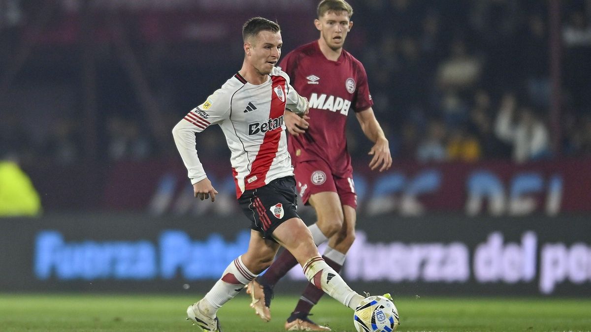 River no pudo con Lanús de visitante y, aunque lidera su zona, no encuentra regularidad en su juego.