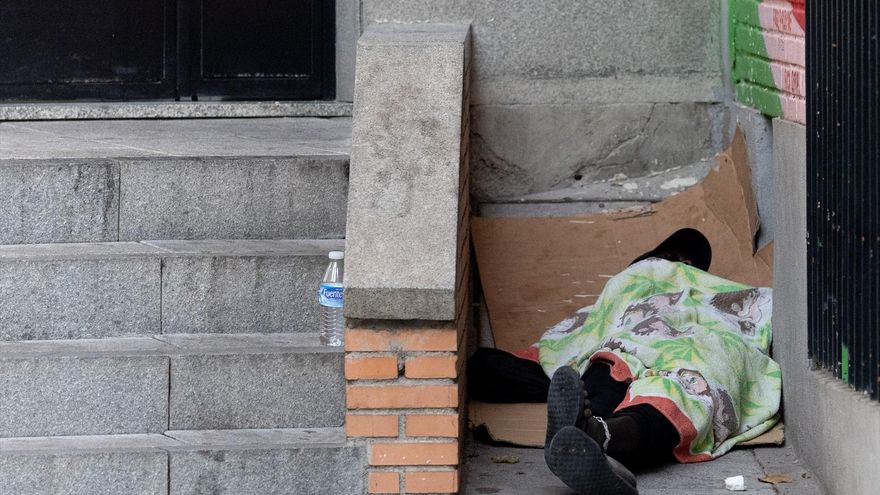 Andalucía sigue a la cabeza de la pobreza en España: tres millones de personas están en riesgo de exclusión social