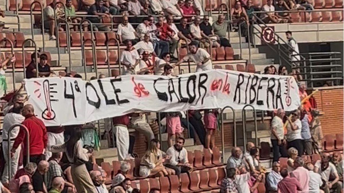 Protestas en la Plaza de Toros de La Ribera de Logroño