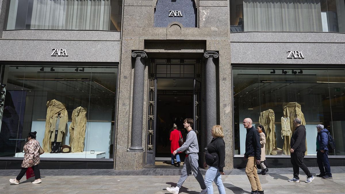 Inditex modera sus beneficios en el primer trimestre y la bolsa responde con caídas en su cotización