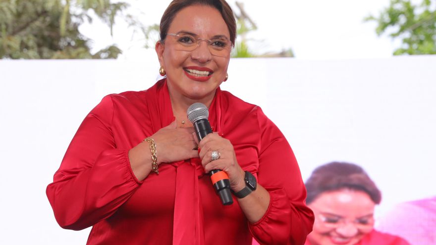 La presidenta de Honduras celebra fallo en EE.UU. que declara ilegal cancelación del TPS