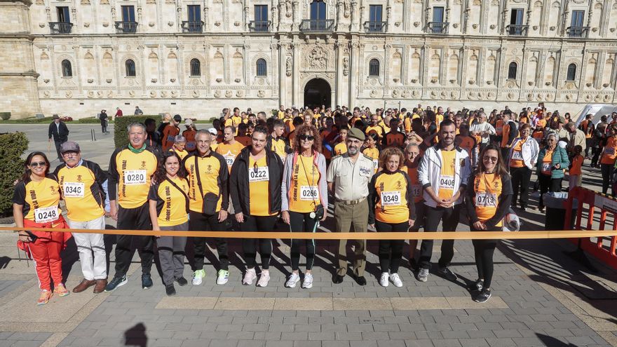 Salida de la carrera solidaria ‘Corre por la Vida’, este domingo en León
