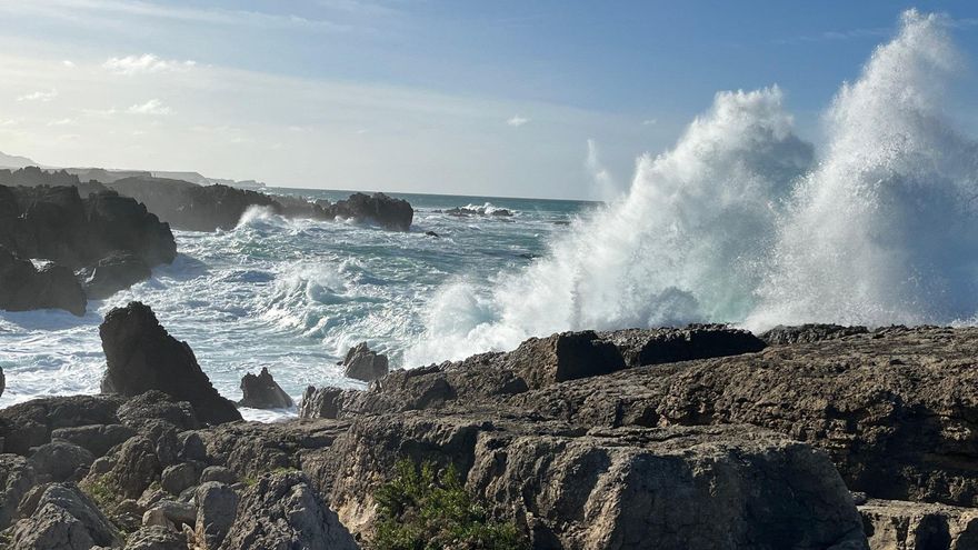 Olas en Santander durante un temporal marítimo.