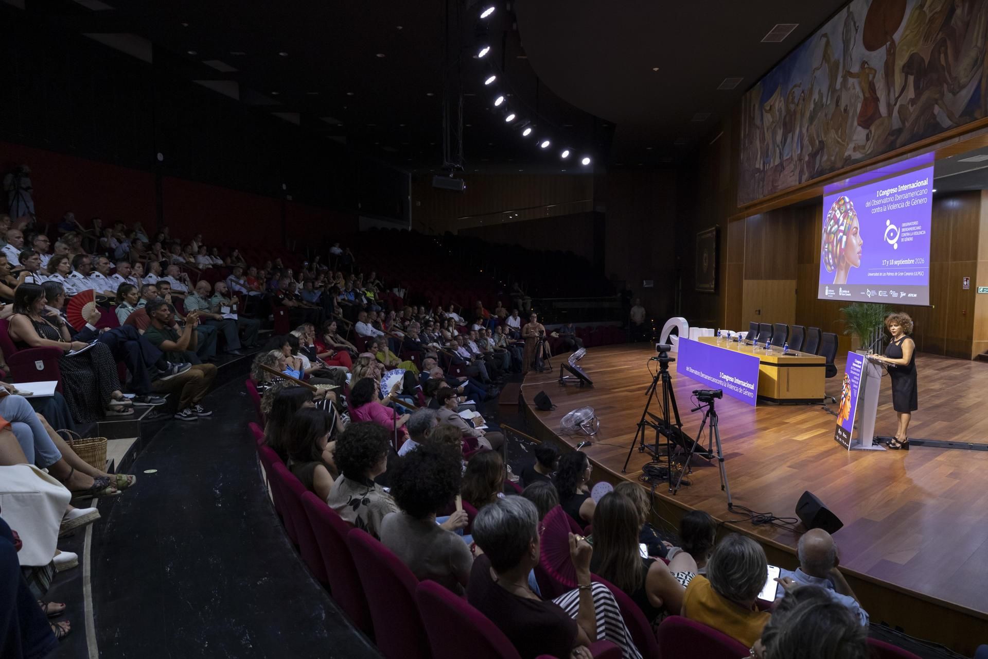 La magistrada de Las Palmas de Gran Canaria María Auxiliadora Díaz, en el congreso de presentación del nuevo Observatorio Iberoamericano contra la Violencia de Género, que ella dirige.