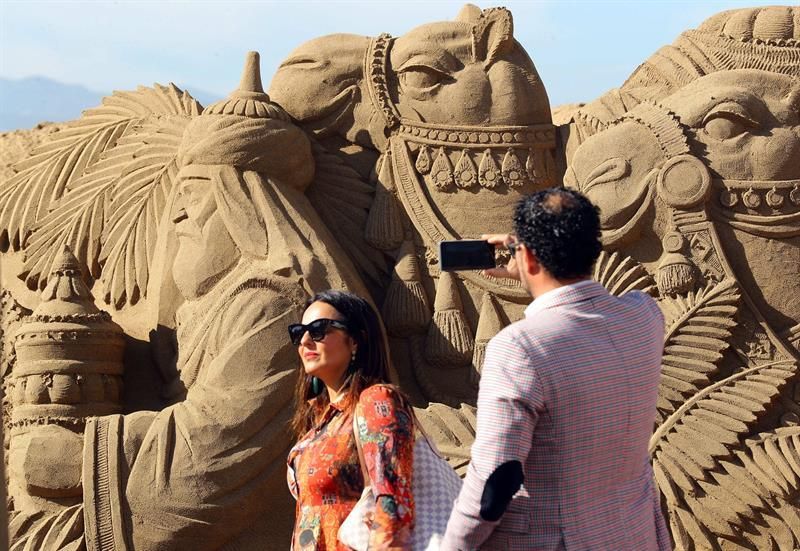 Inauguración del belén de arena de Las Canteras.
