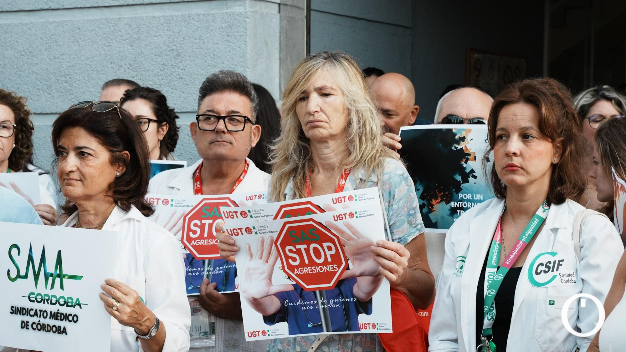 Concentración Sindicato Médico frente al Centro de Salud Levante Norte por las últimas agresiones.