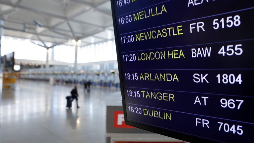 España se queda fuera de la lista 'verde' de Reino Unido para reanudar los viajes internacionales, que sí incluye a Portugal