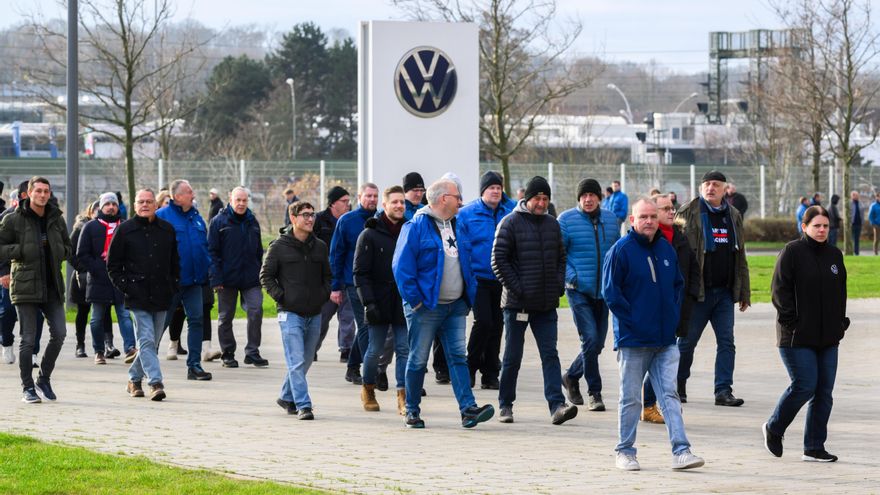 El Grupo Volkswagen planea ampliar el recorte de plantilla hasta 100.000 empleos