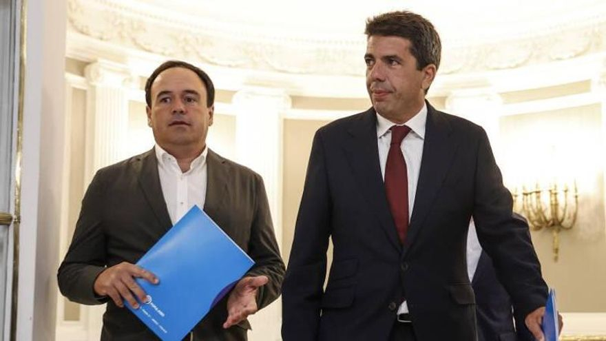El número dos del PP valenciano adjudica 190.000 euros al 'Gasofa', el amigo de Zaplana al que piden siete años de cárcel