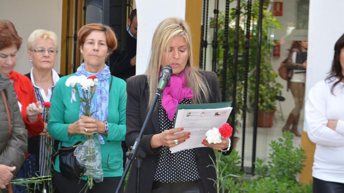 La alcaldesa de Bormujos afirma con motivo de la celebración del 25N que se ha atacado su "dignidad como mujer"