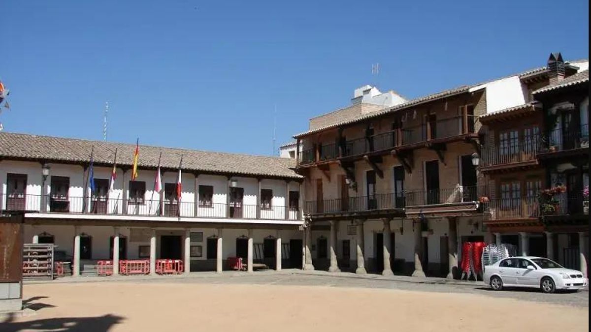 Aparecen restos óseos en una fosa en La Puebla de Montalbán y se descarta que sean de la guerra civil