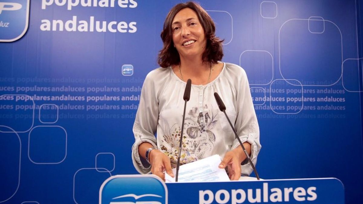 Dolores López.