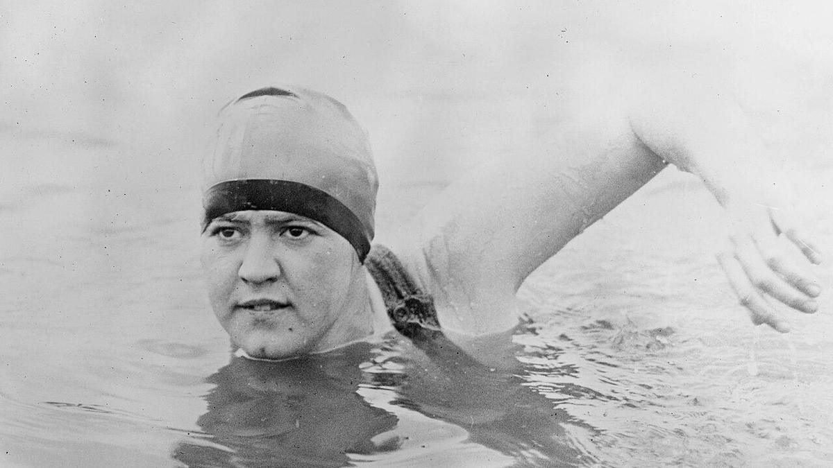 14 horas y 31 minutos: es el tiempo que necesitó Gertrude Ederle, la primera mujer que cruzó nadando el Canal de la Mancha