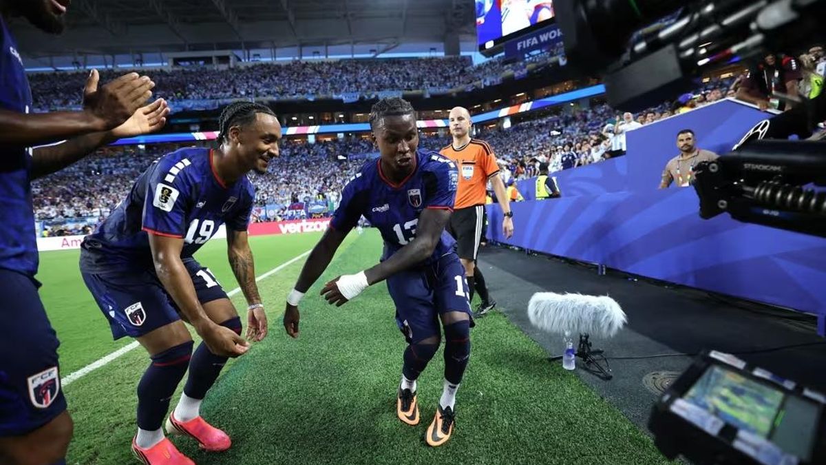 Los futbolistas de Cabo Verde celebran uno de los goles frente a Argentina.