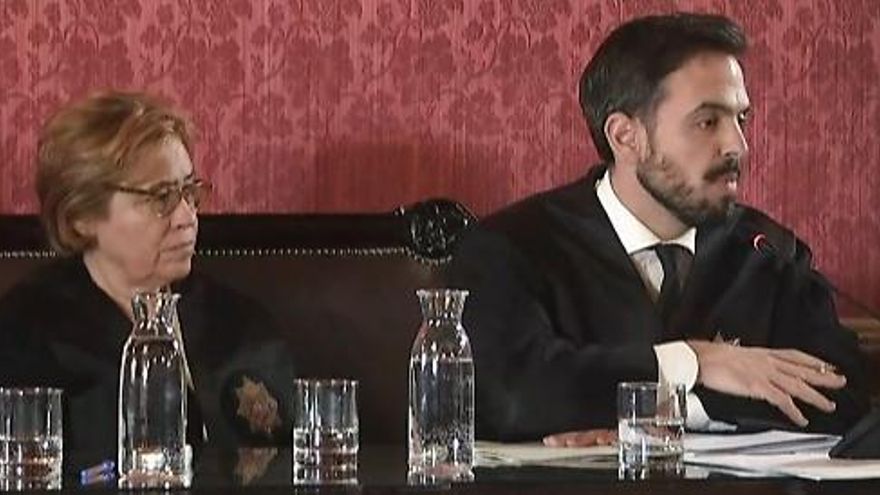 Los abogados del Estado Consuelo Castro y José Ignacio Ocio en la última sesión del juicio al fiscal general.